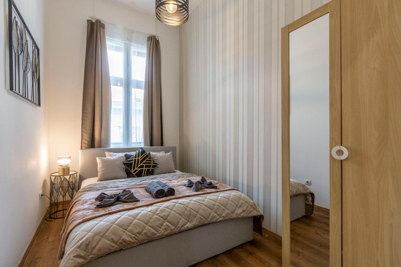 Luxurious Art Deco Apartment In The King Street Budapest Esterno foto